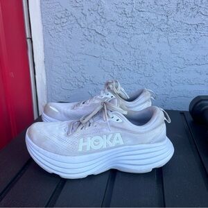 Hoka bondi 8 sneakers